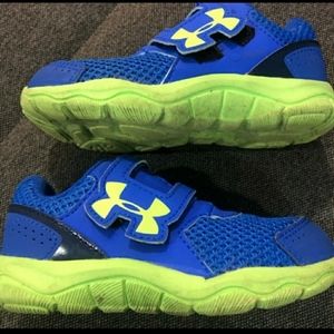 Kids Under Armour shoes size 7K